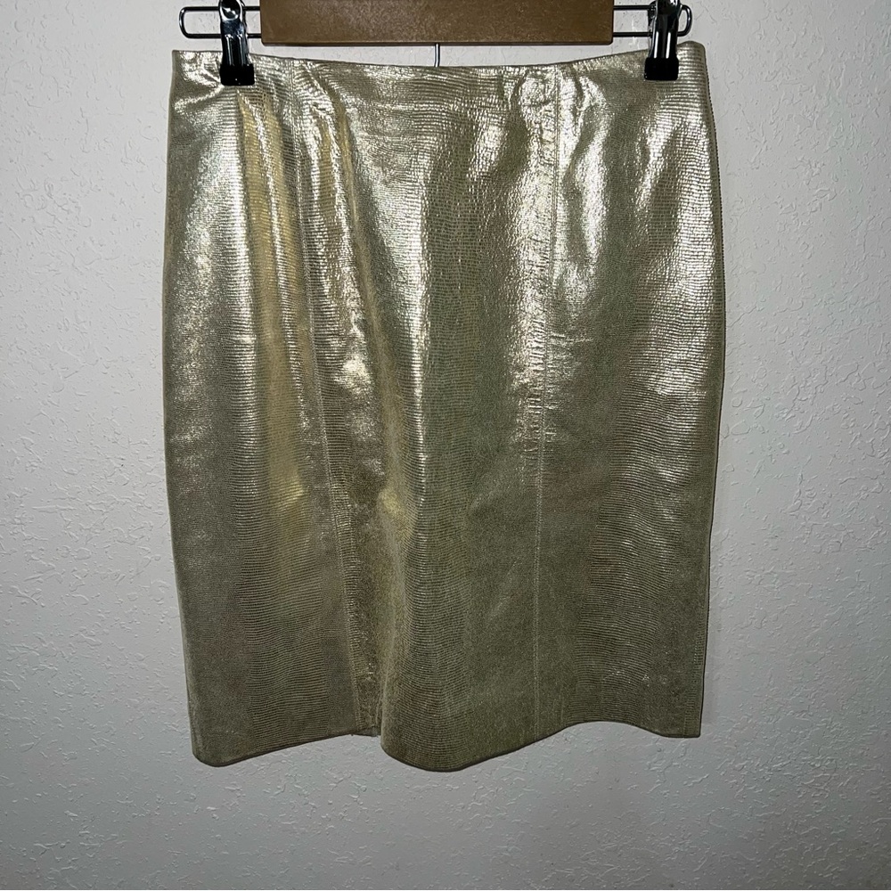 Ellen Tracy 100% Leather Linda Allard Gold Metallic Croc Patterned Pencil Skirt.